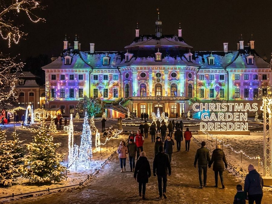 Christmas Garden im winterlich beleuchteten Schlosspark Pillnitz